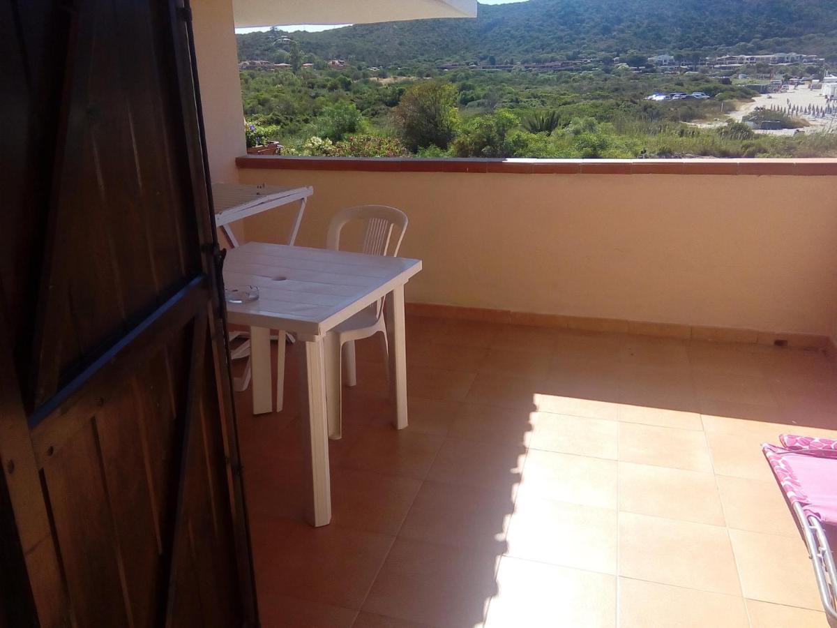 Lucky Apartment Golfo Aranci Exterior foto