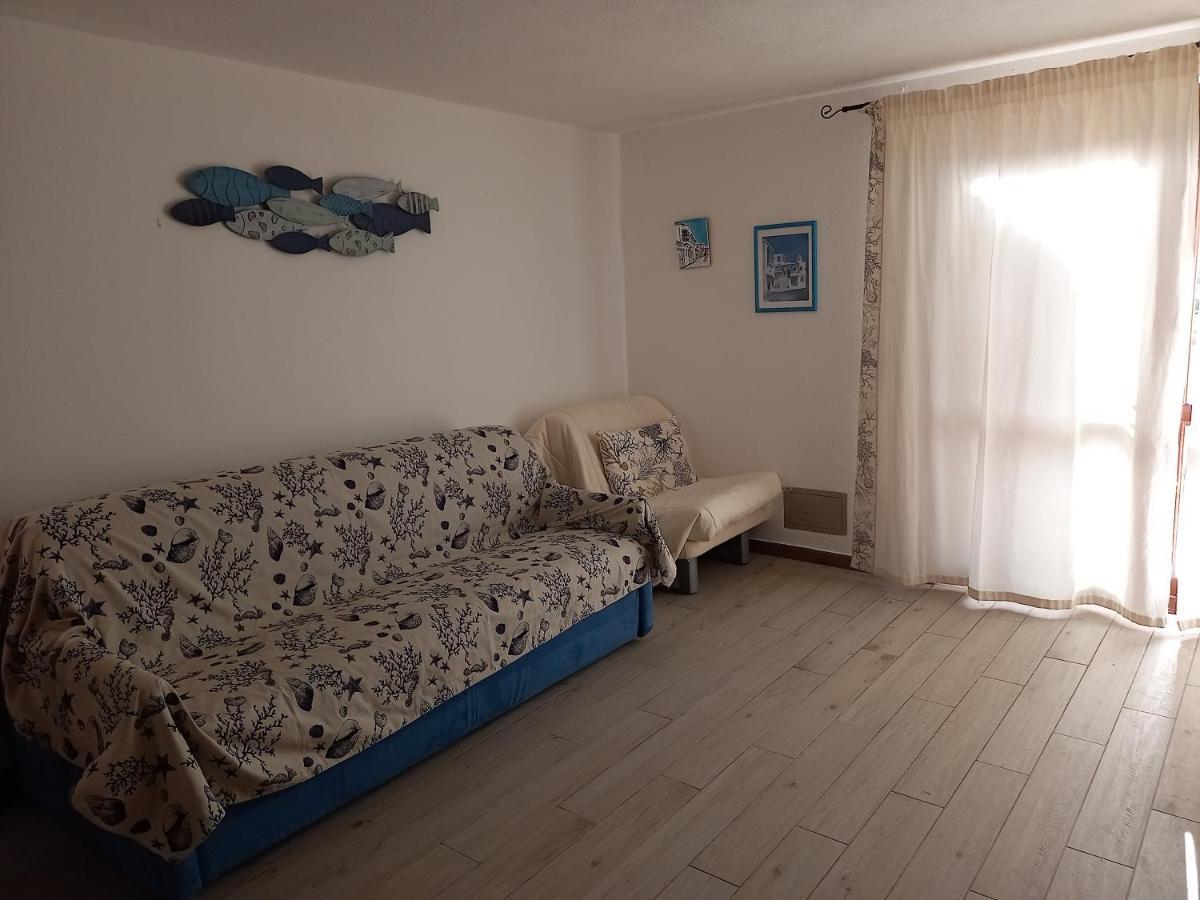 Lucky Apartment Golfo Aranci Exterior foto