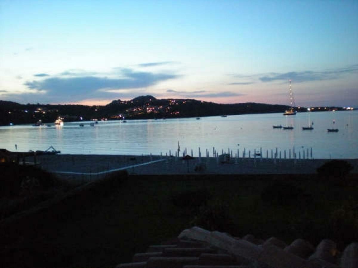 Lucky Apartment Golfo Aranci Exterior foto